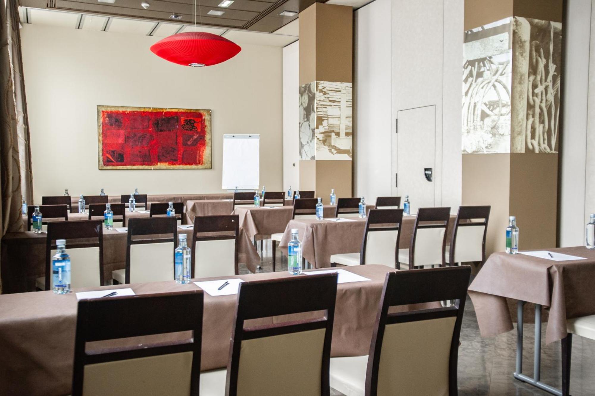 Azz Asturias Langrehotel & Spa Langreo Bagian luar foto